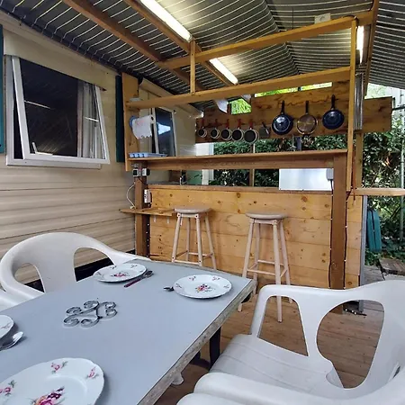 2 Bedroom Cozy Stacaravan In Campsite Les Mathes