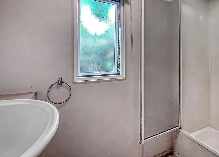 Beautiful Stacaravan In 营地 莱马特